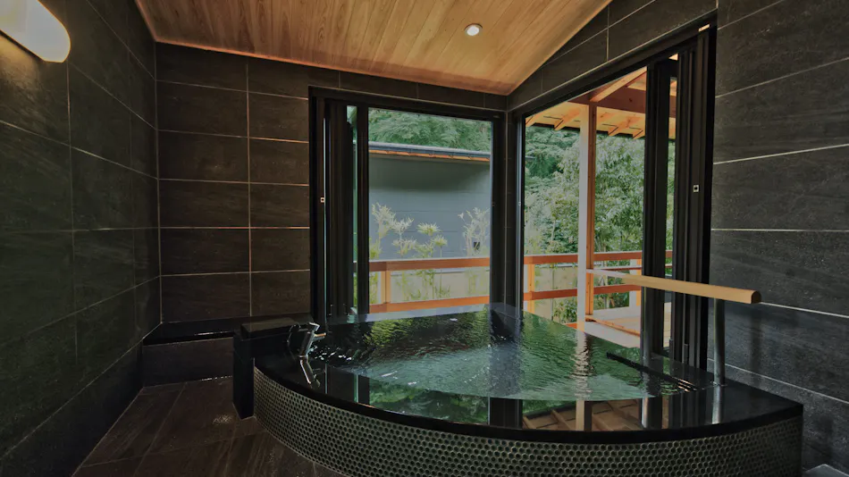 Mastlamp: A Small Hotel with Natural Hot Spring Flow