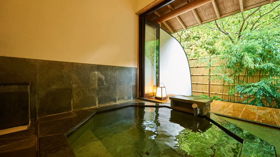 Mastlamp: A Small Hotel with Natural Hot Spring Flow
