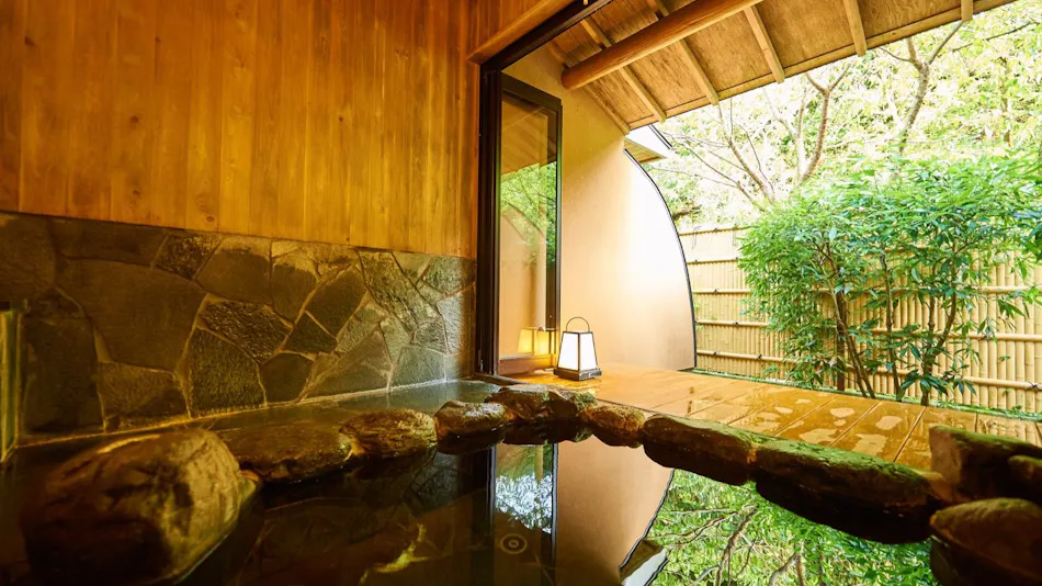 Mastlamp: A Small Hotel with Natural Hot Spring Flow
