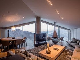 【北海道ニセコ・ルスツの貸し別荘・コテージ・ログハウス・コンドミニアム】MUWA Niseko