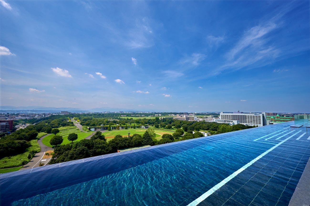 インフィニティープール