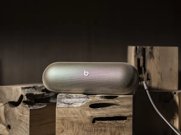 Bluetoothスピーカー(Beats Pill)