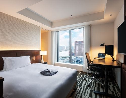 ビジネスモデスト セミダブル　禁煙