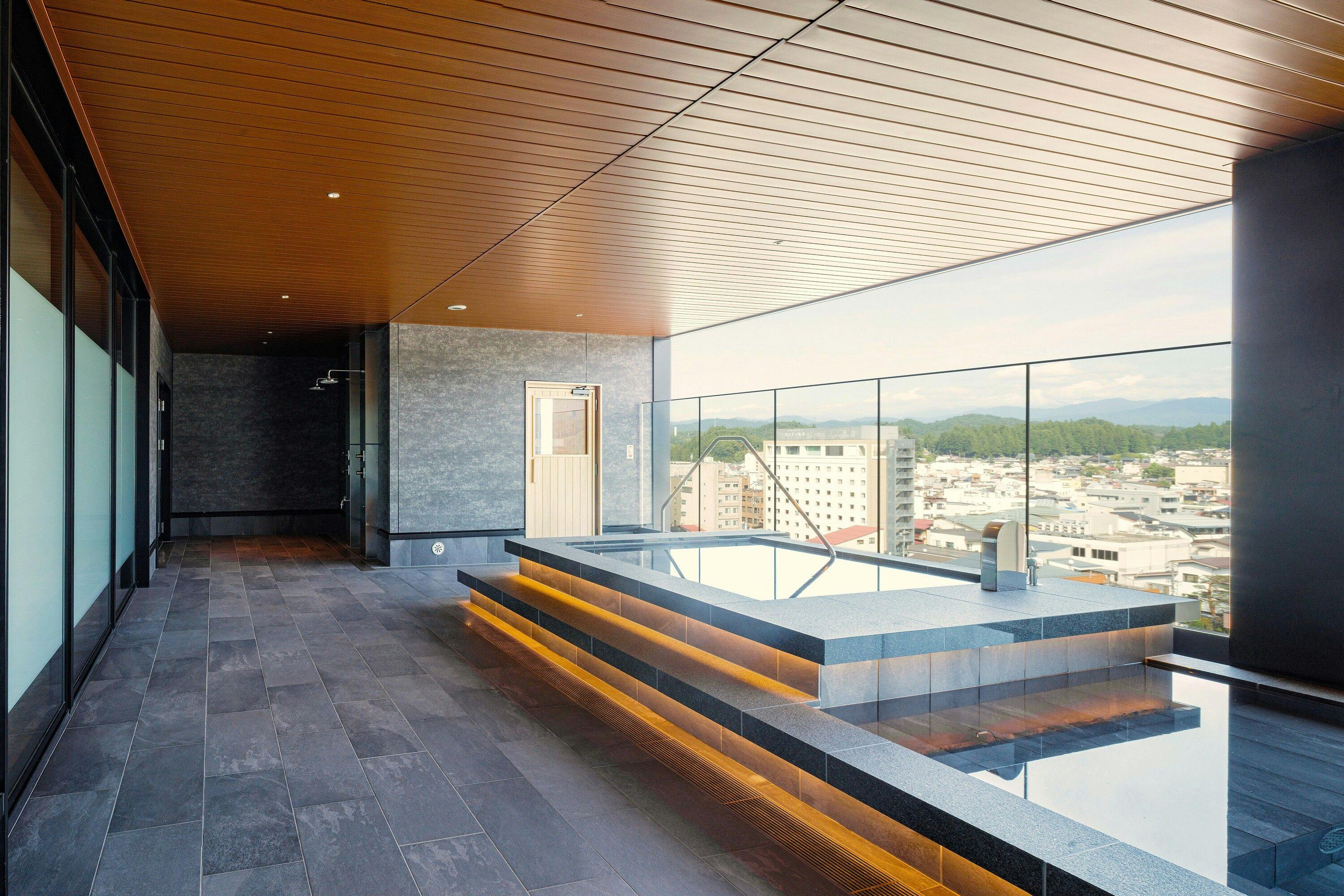 サーマルスプリング　温泉