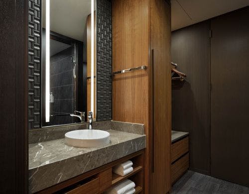 ワイドキング ラージャーゲストルーム