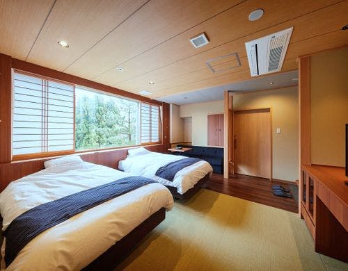 *【客室/寛庵301号室川側】