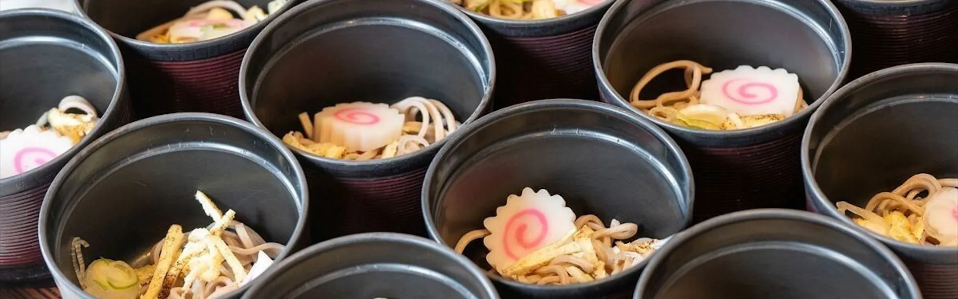 岸権旅館 ~ 石段街隣接 希少源泉「黄金の湯」の宿 ~