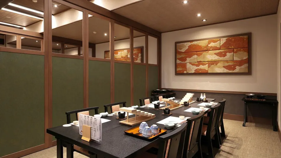 Kishigon Ryokan ~ Adjacent to Stone Steps Street, Rare Hot Spring "Golden Water" Inn ~
