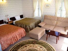 プチホテル・フロマージュ