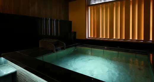 【素泊まりプラン】柳並木の湯宿de城崎温泉を満喫 外湯めぐり&貸切り風呂&セルフ珈琲0円(食事なし)