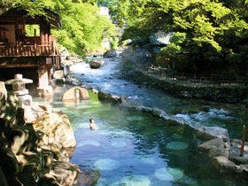 テルマエ ロマエii ロケ地 古代ローマとつながった宝川温泉の大露天風呂 群馬県 トラベルjp 旅行ガイド テルマエ ロマエii ロケ地 古代ローマとつながった宝川温泉の大露天風呂 群馬県 トラベルjp 旅行ガイド