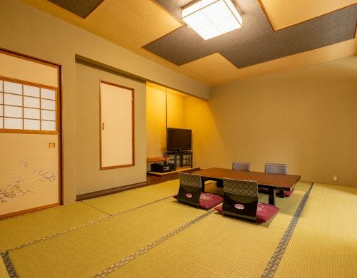 渓流を望む【和室１2畳】鉄筋建築