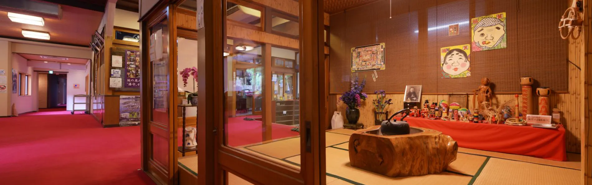 日本一深い天然自噴岩風呂を有す藤三旅館(登録有形文化財)