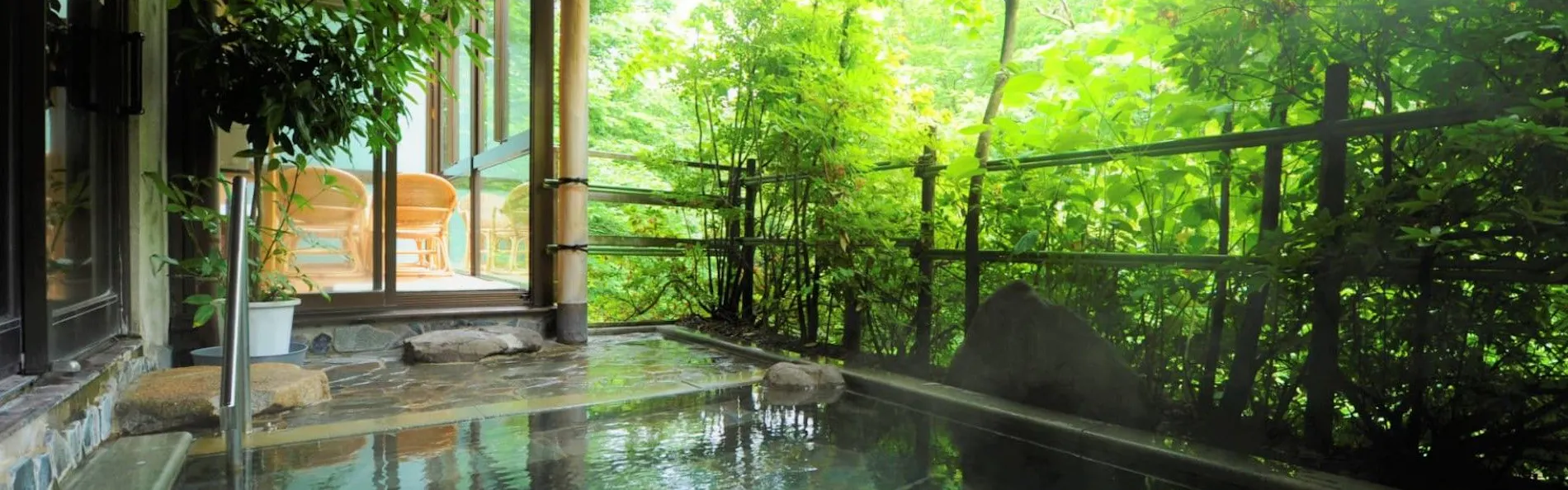 白鷺湯たわらや