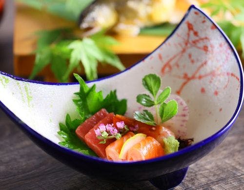 信州サーモンと刺身盛り合わせ