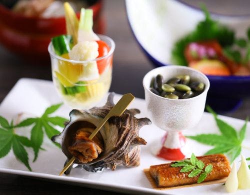 季節の食材を使用した前菜