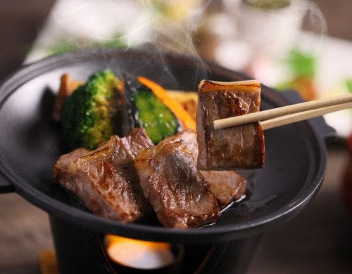 国産和牛の陶板焼き