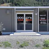 【ペットホテル『ドギーズ八景』】