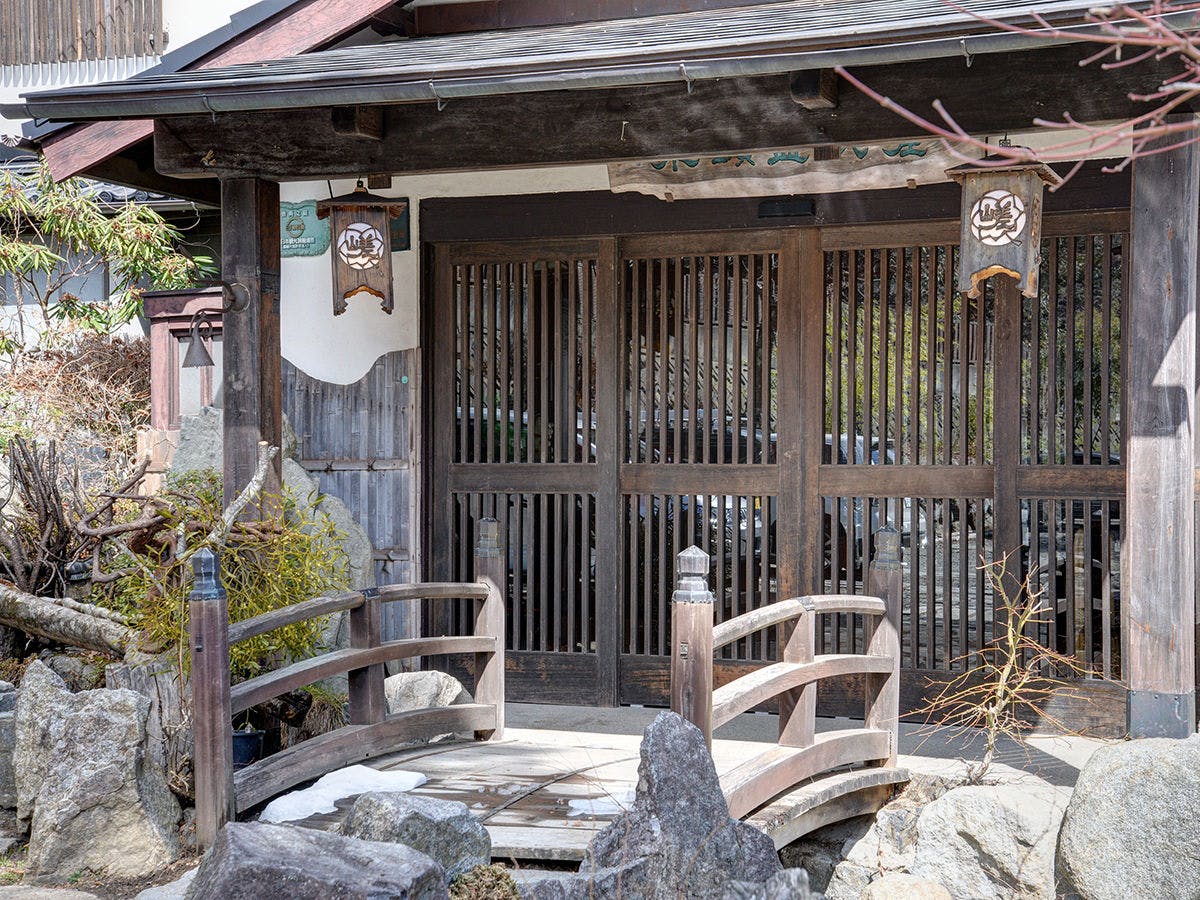 嵯峨塩鉱泉　嵯峨塩館