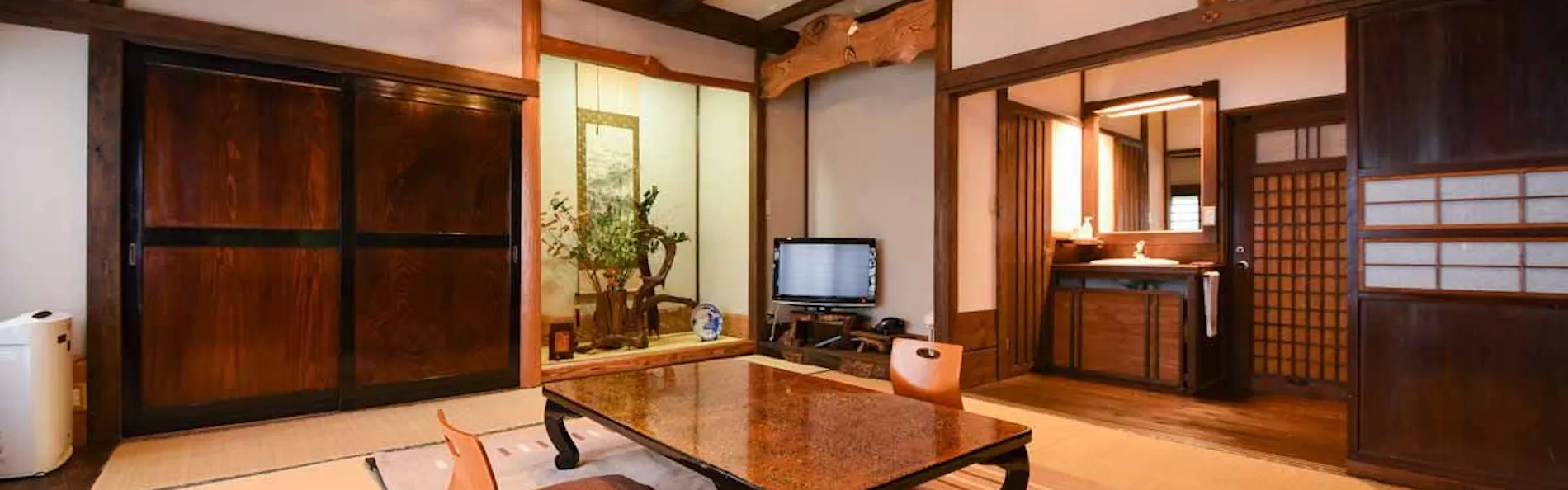 嵯峨塩鉱泉 嵯峨塩館