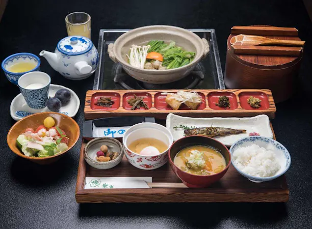 *【ご朝食一例】
