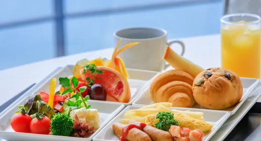 【朝食のみ】22時までチェックインOK!温泉と地元静岡のご当地バイキング堪能