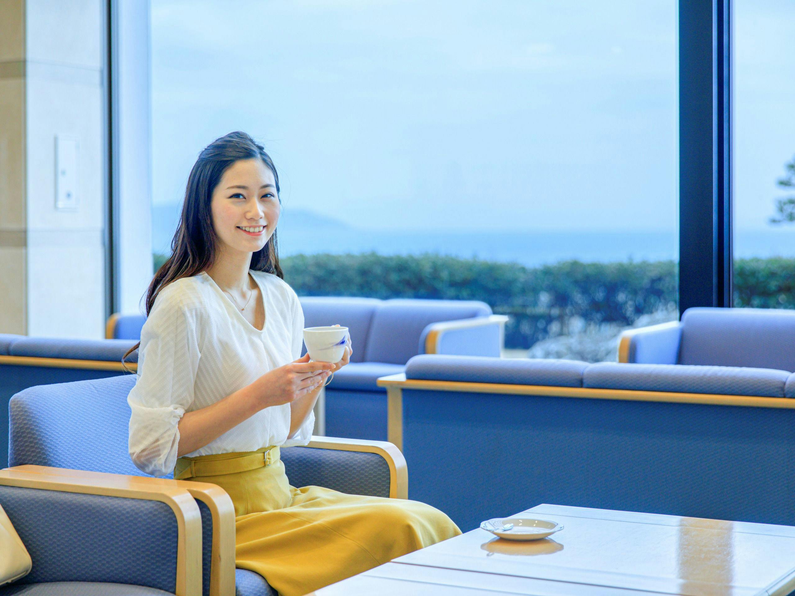 【1F Lobi Lounge】