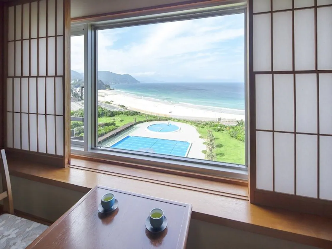 本館海側和室からの眺め(一例)
