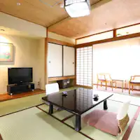 ห้องสไตล์ญี่ปุ่นในอาคารหลัก (ภาพ)