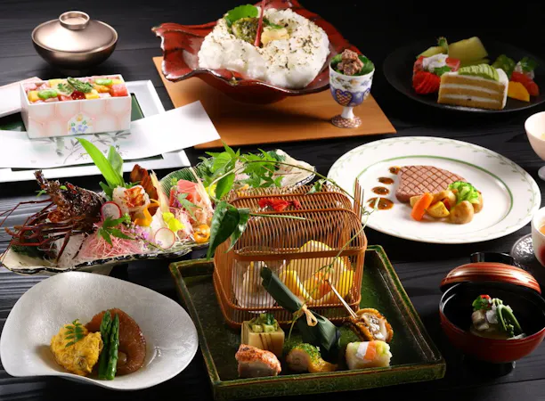 総料理長こだわりの懐石料理