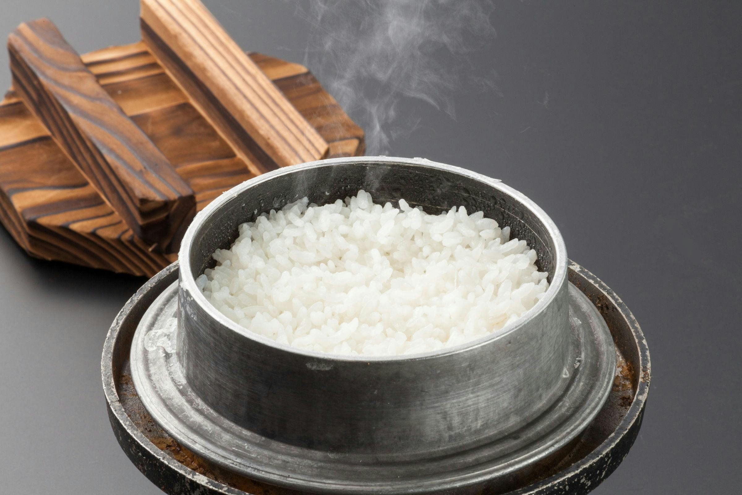 ข้าวหุงด้วยหม้อดิน