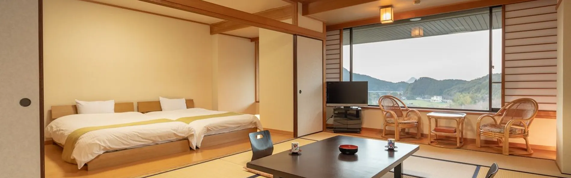 山村別館