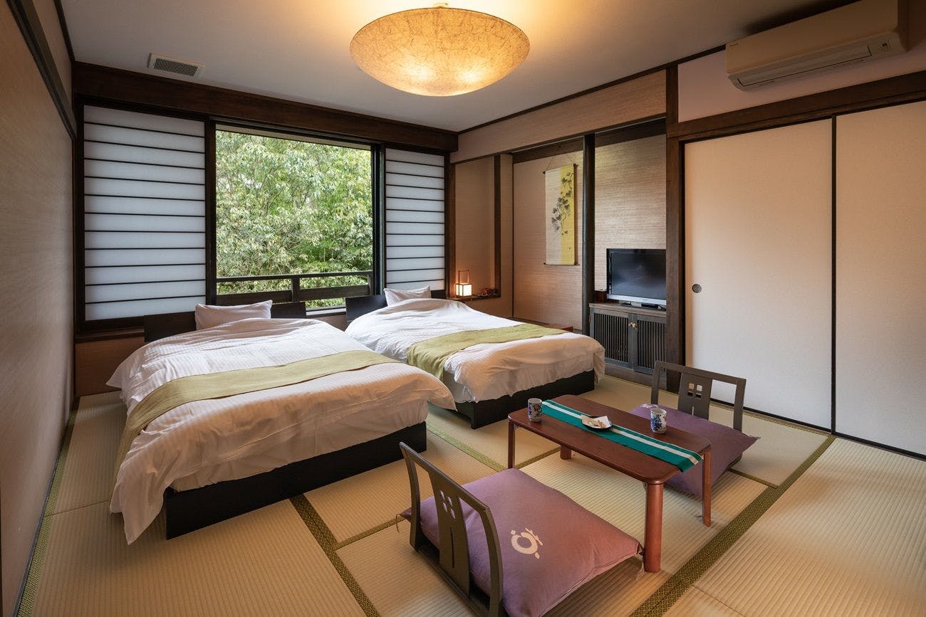 附床的日式房間範例