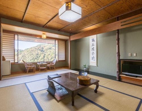 山村別館和室一例