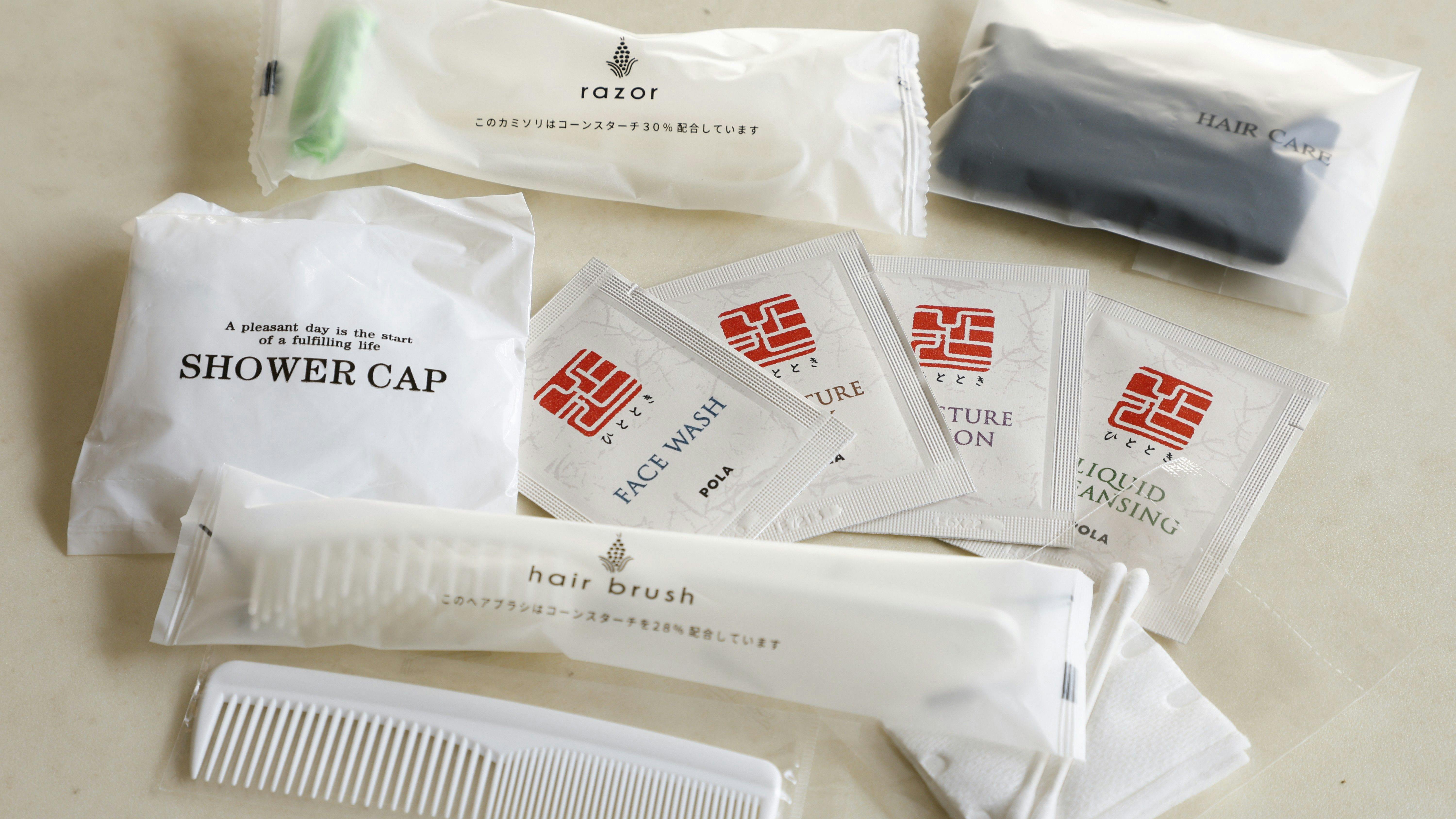 各種アメニティはフロント横に