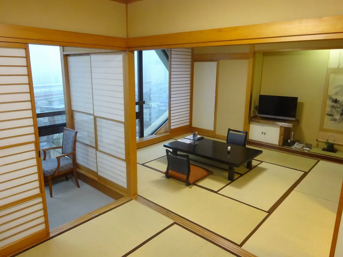 【禁煙☆和室二間】10畳+次の間6畳