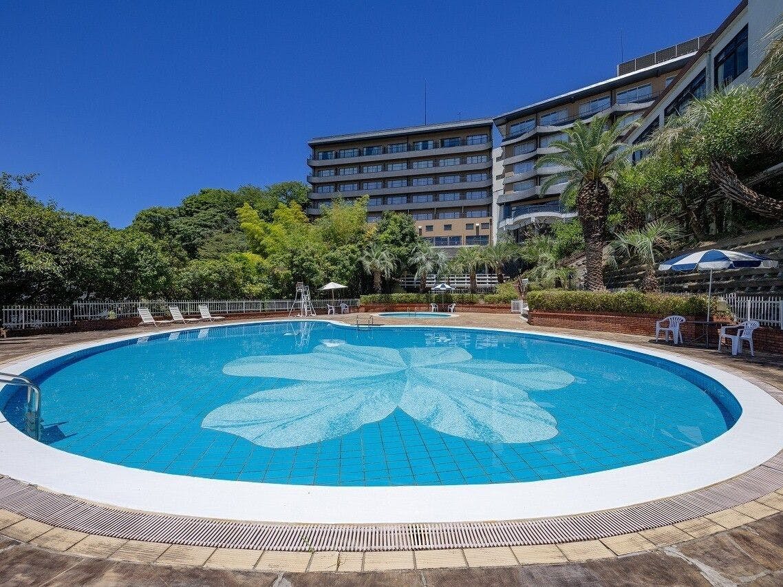 【早割30】夏ファミリー／お子様にうれしい花火付・限定屋外プール利用可！夕食は人気の和膳