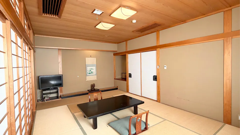 Yokotekan: An Inn of Traditional and Historic Hot Springs