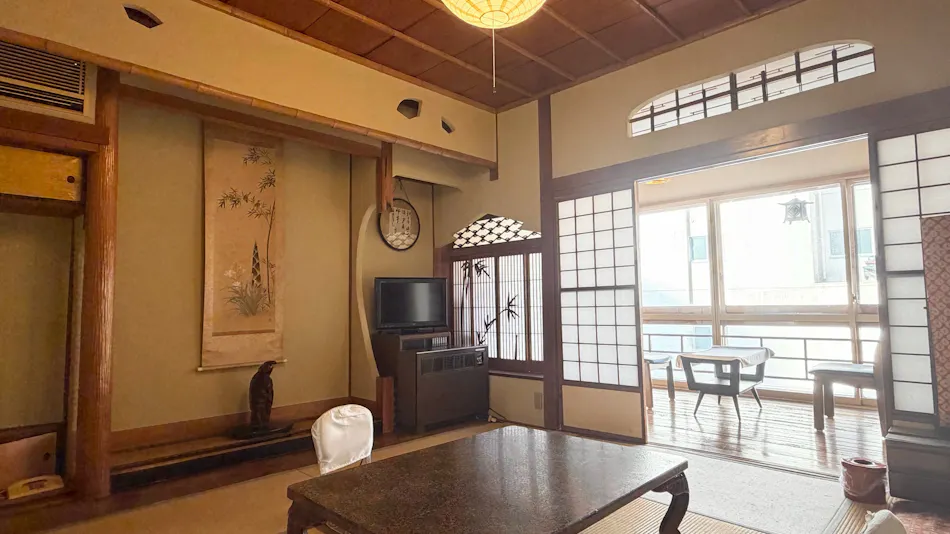 Yokotekan: An Inn of Traditional and Historic Hot Springs