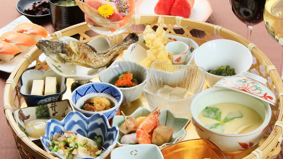 Chateraise Gateau Kingdom Koumi (formerly Koumi Riex Hotel)