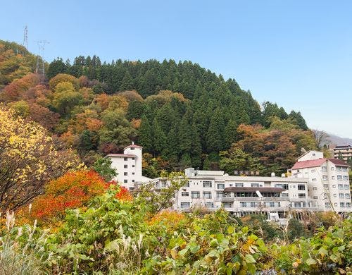 【外観】トロッコ電車から見た絶景を当館で
