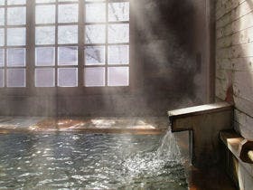 ランプの宿 青荷温泉