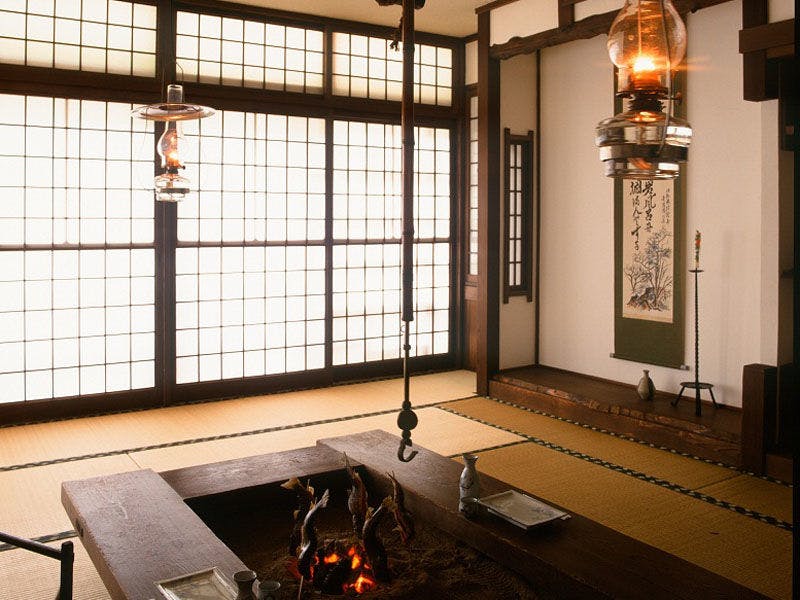 *情緒漂う囲炉裏