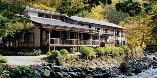 ランプの宿 青荷温泉