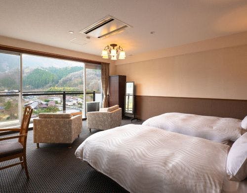 【渓流側】スーペリアツインルーム