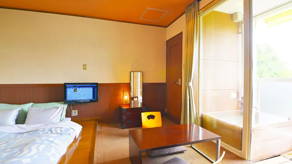 Hotel Casual Euro with Private Hot Spring in Nikko
