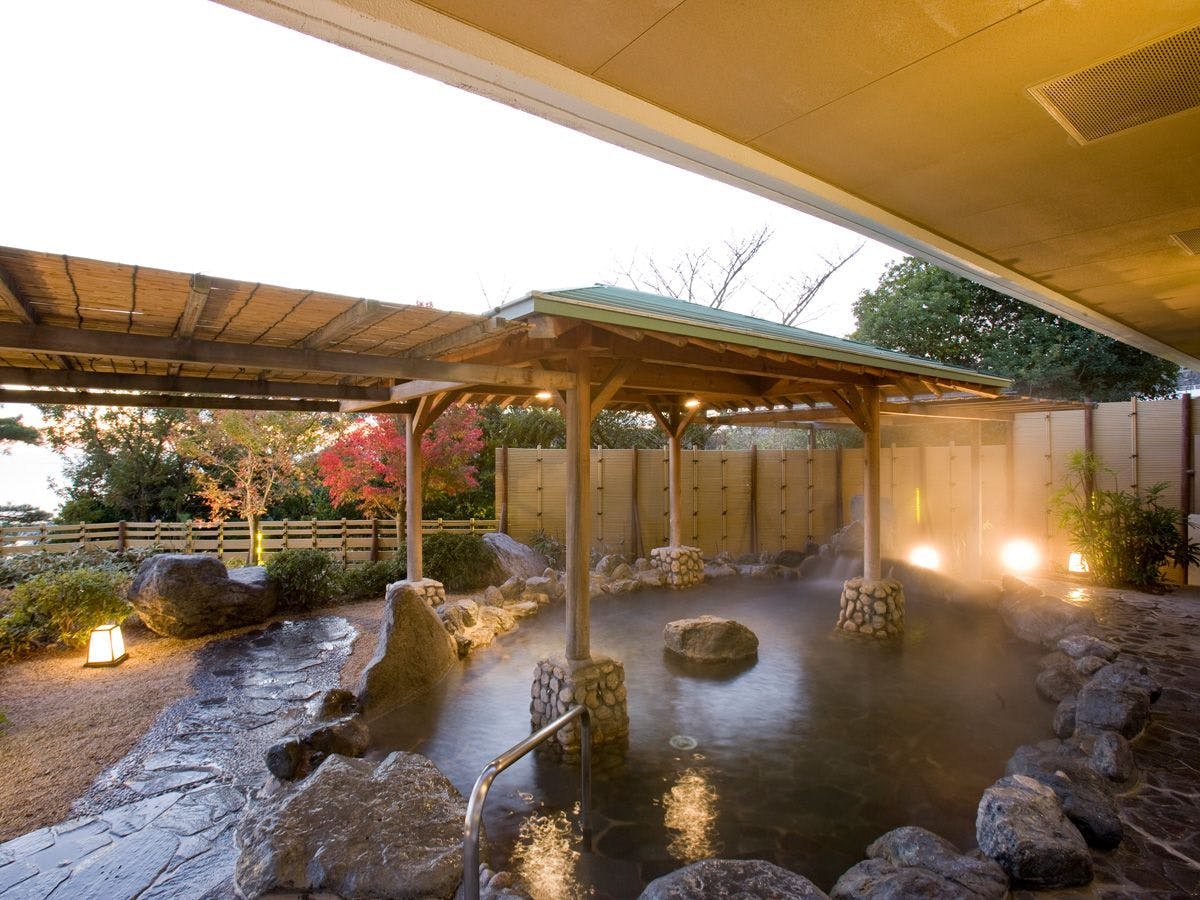 ◆天然温泉露天風呂【あじさい】