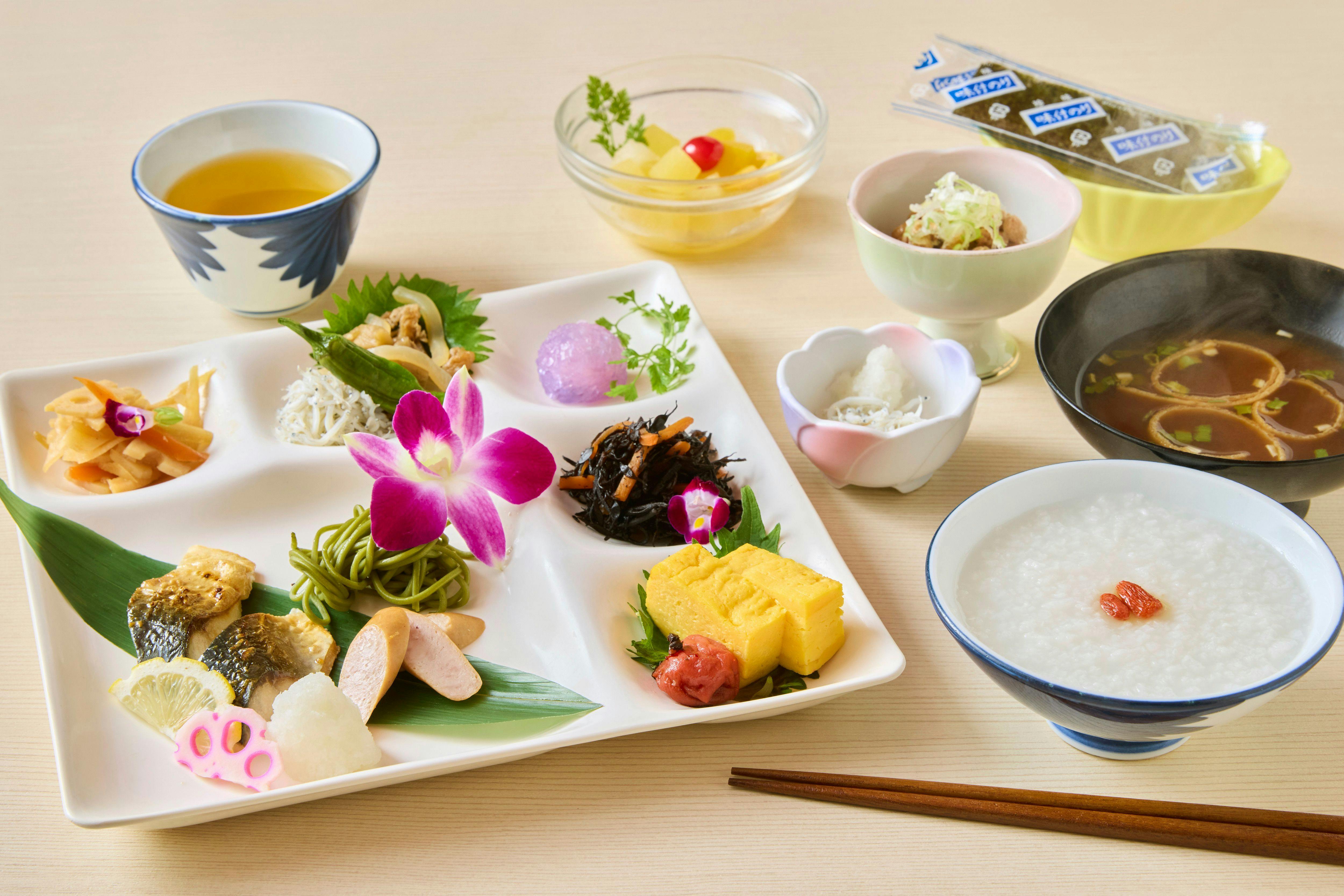 【朝食】※状況によりセットメニュー