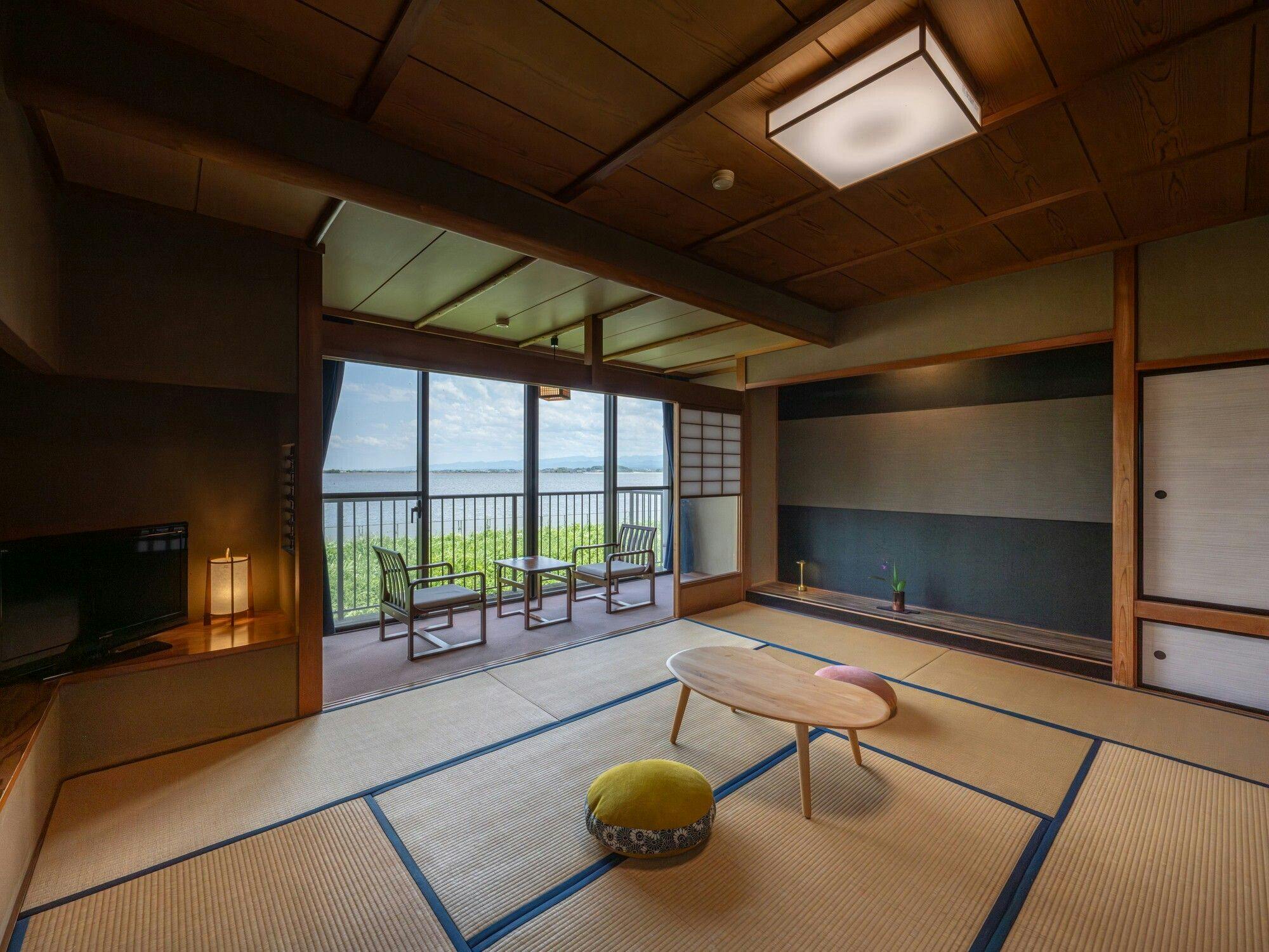 Lakeside Inn Morimoto