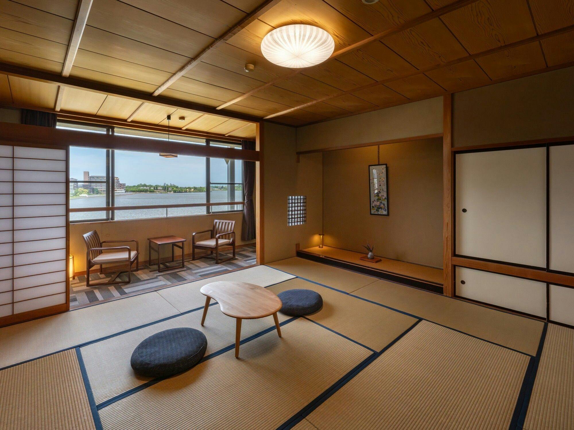 Lakeside Inn Morimoto